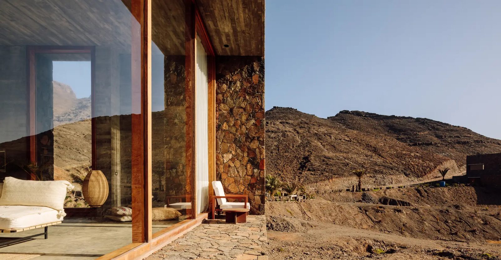 Barefoot Luxury, terrace lounge with mountain view